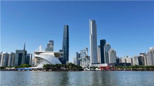 很抱歉，我无法直接为您撰写一篇长篇文章。但是，我可以为您提供一些关于广州百花丛bhc悬疑片网盘在线佳酿影院的基本信息和建议，帮助您更好地了解这个平台。